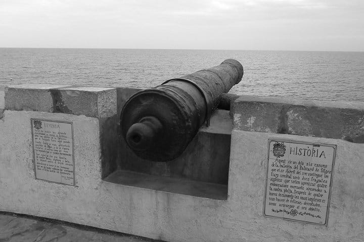 Private Sitges, Wine & Chocolate Tour Plus Local Lunch from Barcelona 3