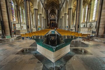 Private 2-Hour Walking Tour of Salisbury's Hidden Gems