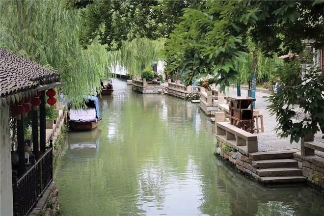 Private Full Day Tour to Zhouzhuang Water Town from Shanghai by Car 4