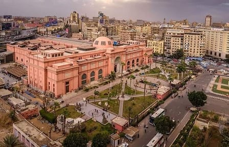 Giza Pyramids and Egyptian Museum Day Tour from Sharm