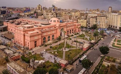 Giza Pyramids and Egyptian Museum Day Tour from Sharm