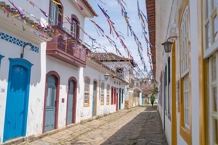 Historic Center Walking Tour: Colonial History & Cachaça Tasting