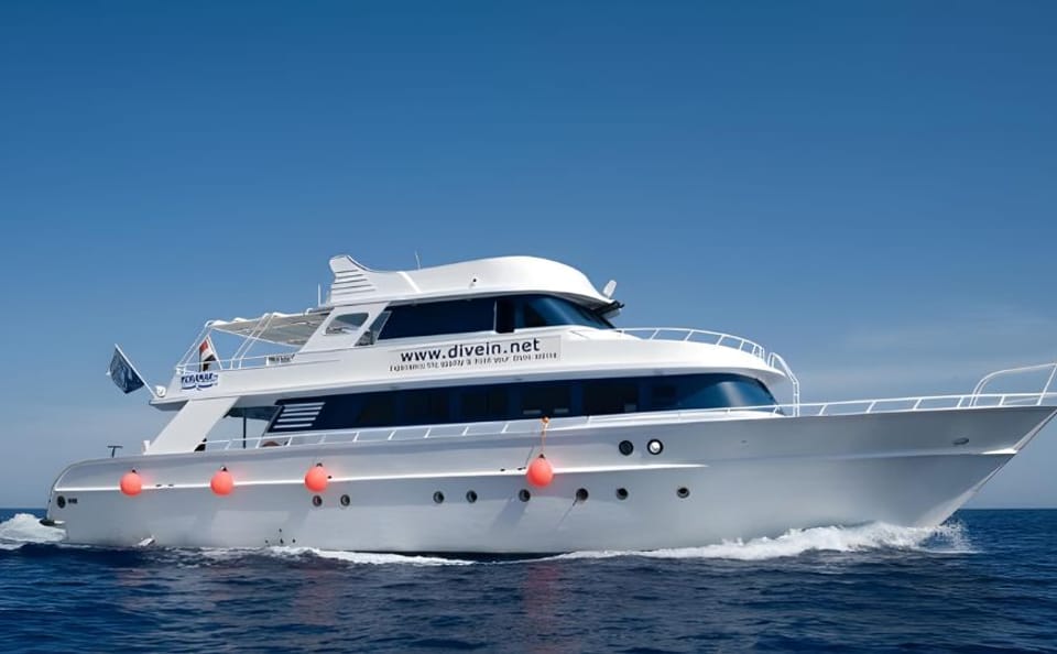 Private Boat Tour to Ras Mohamed and White Island, Sharm El-Sheikh
