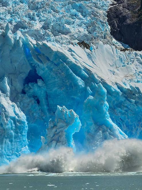 Full Day - Navigation between Glaciers photo 2