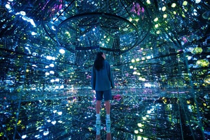 Dubai Mall Shopping, House of Hype, Burj Khalifa 124/125th floor and Musical Fountain Show tour with Private Transfers