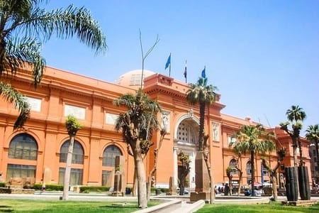 Tour to Pyramids , The Egyptian Museum & Citadel