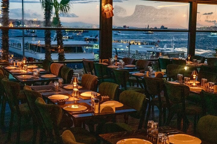 Istanbul Luxury Bosphorus View Tavern Dinner & Belly Dance Show 9