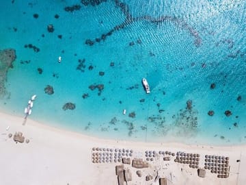 Snorkeling and Dolphin Tour at Three Islands in Hurghada