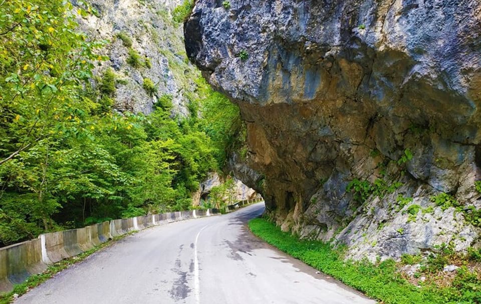 Explore Tbilisi and Tsqaltubo on a 3-Day Georgia Tour