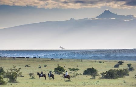 5-Day Hiking Tour of Mt Kenya via Sirimon Route from Nairobi