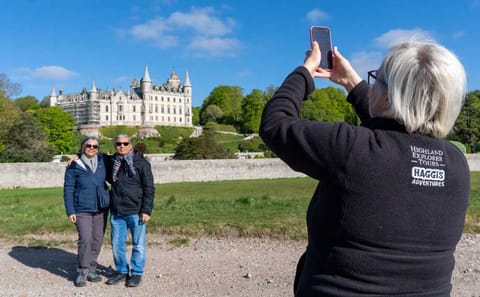 Day Trip from Inverness to John O'Groats and Dunrobin Castle