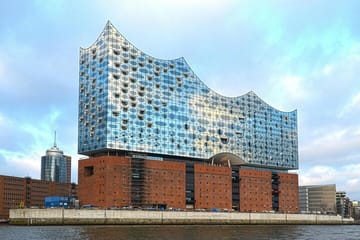 Private 10-Hour Day Tour from Berlin to Explore Hamburg