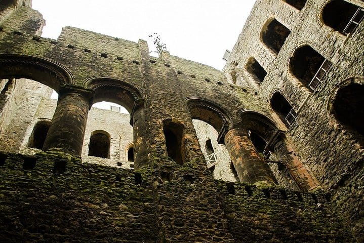 Charles Dickens Full-Day Private Tour in Rochester 9