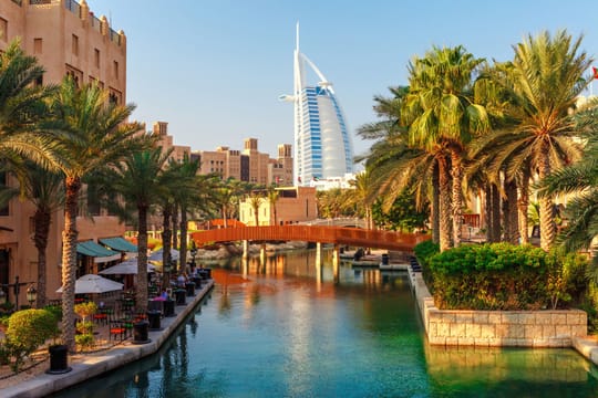 Instagram Special City Tour of Dubai with High Tea