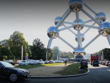 Private Luxury Car Transfer from Brussels to Paris
