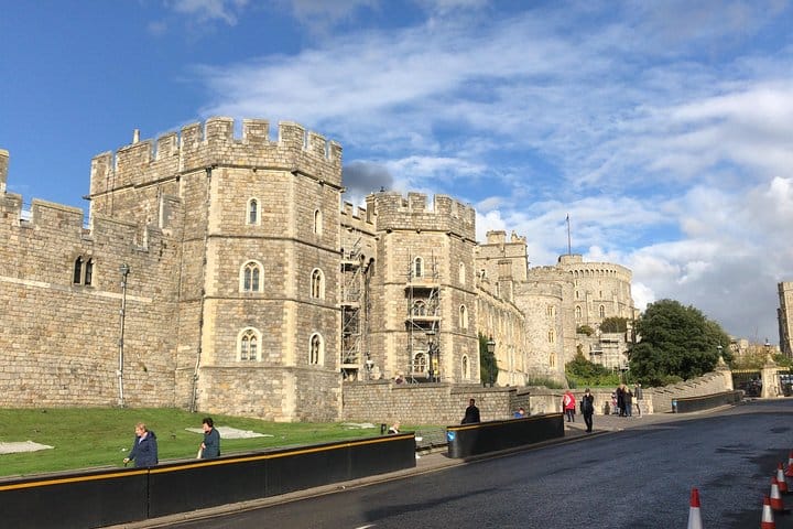 Young Victoria's London: Windsor Castle & Kensington Palace 3