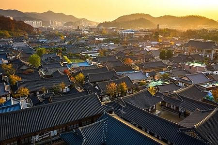 Culinary Tour of Jeonju Hanok Village: Taste Korea’s Best Traditional Dishes