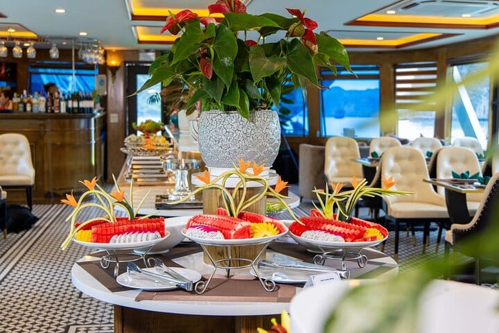 Halong Heritage Luxury Day Cruise From Hanoi by Express Bus