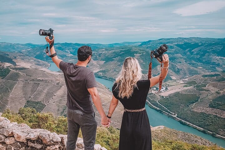 DOURO VALLEY: Premium Wine Tour, Lunch at Winery & Private Cruise