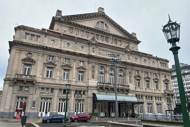 Buenos Aires City Tour with Lunch 10