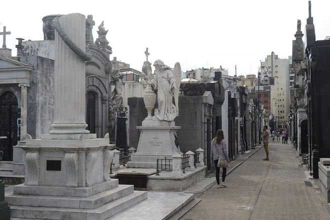 City Tour: Recoleta Cementery