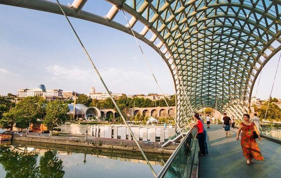 3 Full days in Georgia with private tour, free aiport