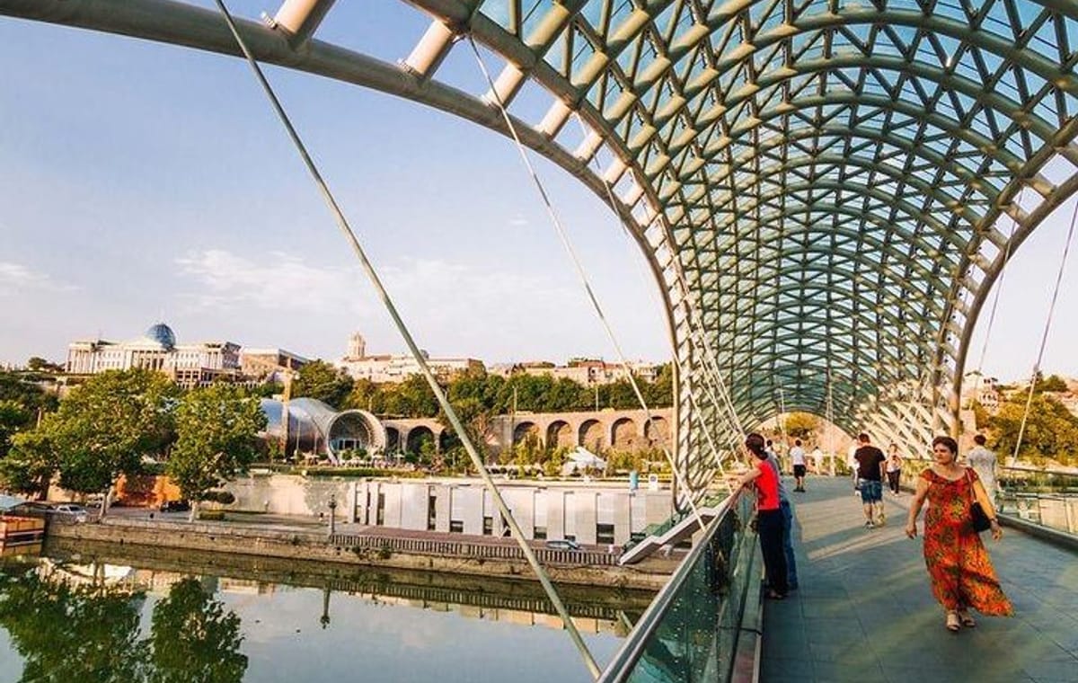 3 Full days in Georgia with private tour, free aiport