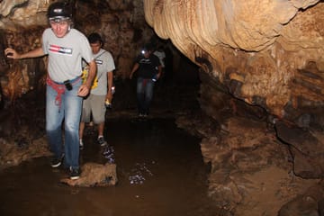 Mantle Cave Adventure in Tingo María, Peru