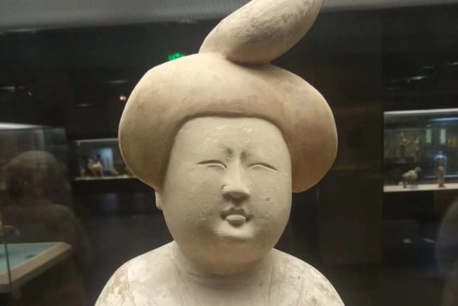 Private Day Tour in Xian:Hanyangling Museum, Small Goose Pagoda, Xingjiao Temple photo 6