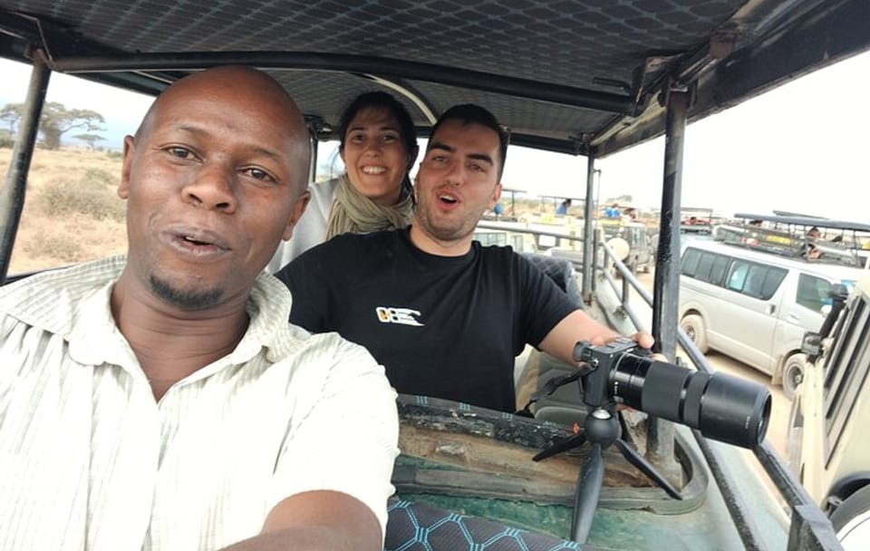 Guided Private 4×4 Jeep Nairobi National Park Safari-Free WI-FI