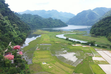 Tham Phay Cave and Kayaking Adventure in Ba Be National Park
