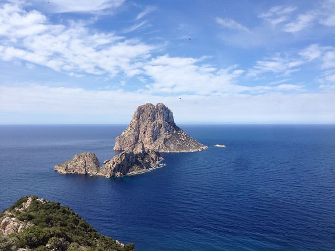 Catamarán con visión submarina por Es Vedrà (sin servicio de traslados, salidas desde Sant Antoni)