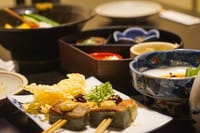 Kyoto Night Foodie Tour in Gion (9+ dishes + 6 Sake tastings) 3