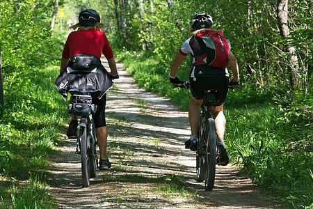 Negombo Countryside Cycling Adventure: Explore Local Lifestyles