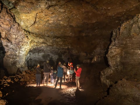 Vatnshellir Lava Cave Tour, photo 5