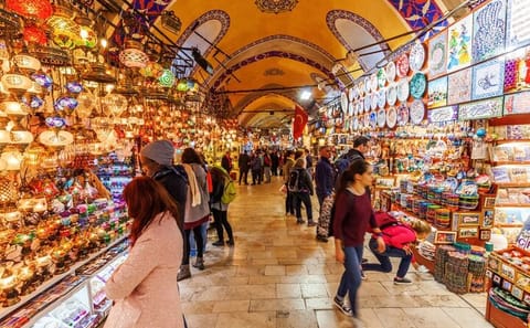 Istanbul Old City Tour: Hagia Sophia, Topkapi Palace, Blue Mosque