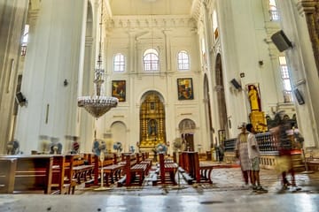 Private Full-Day Bus Tour of Baga and Goa Velha