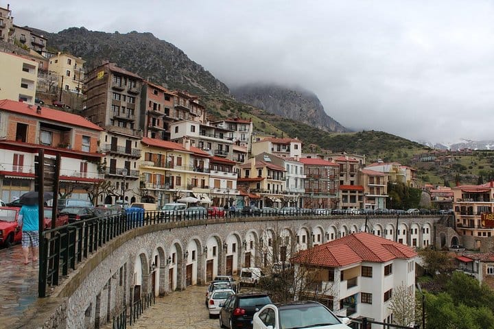Arachova Town