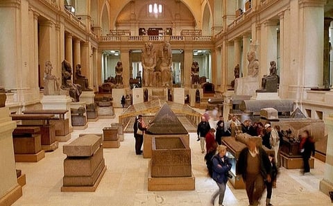 Cairo Layover Tours to Giza Pyramids old Egyptian Museum & Bazaar