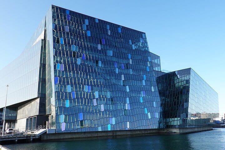 Arrival day tour: Private airport pickup, Blue Lagoon and Reykjanes Peninsula