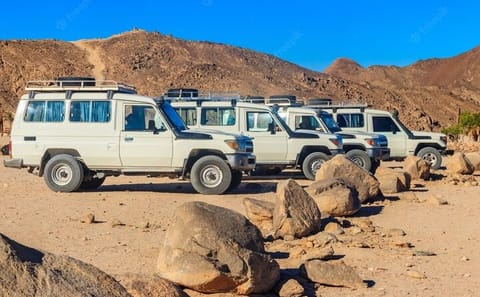 Jeep Adventure and Snorkeling at Canyon Salama and Dahab