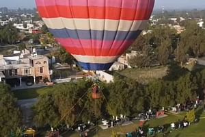 Balloon Lift In Teotihuacan