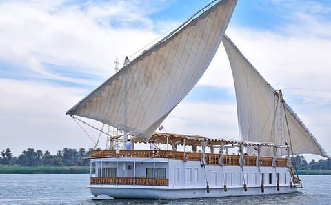 Dahabiya Nile River Cruise from Luxor to Aswan in 5 Days