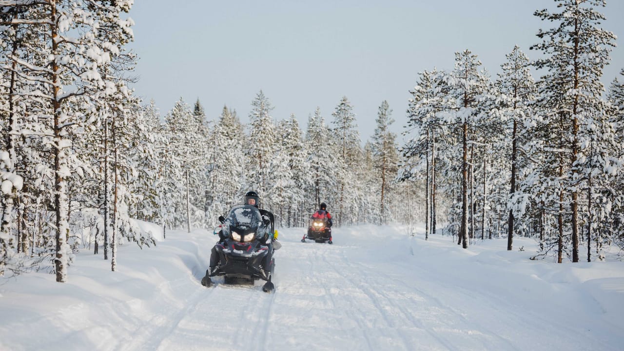Half-Hour Snowmobile Tour 3