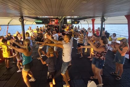 Alanya Night Safari with Boat Trip and Dinner at Dimçay River