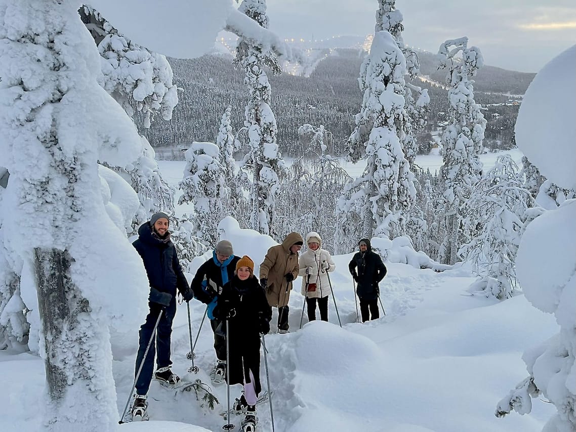 Private tour: Snowshoeing in Levi  6