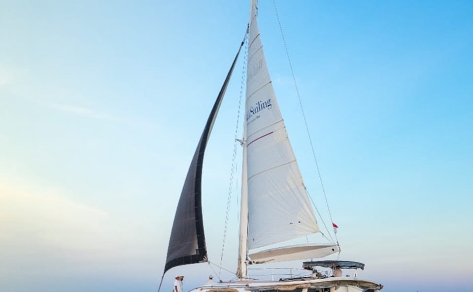 Day Cruise to Lembongan Island with Kayaking and Fishing