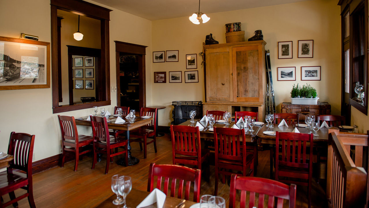 Lake Louise Railway Station & Restaurant