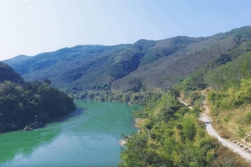 E-Bike Tour Along the Scenic Mekong River