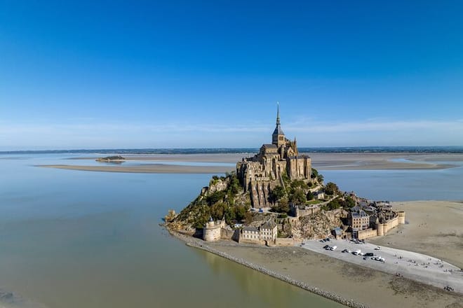 Mont Saint-Michel Day Private Tour from Paris